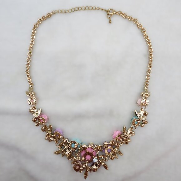 New Low Price* Roses & Rhinestones Floral Necklace - Picture 6 of 6
